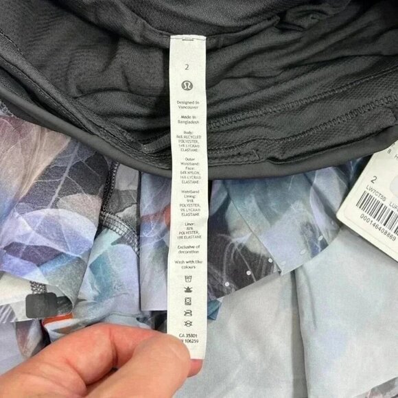 Lululemon NWT Fast and Free Reflective High-Rise Classic-Fit Short 3" - Picture 7 of 9